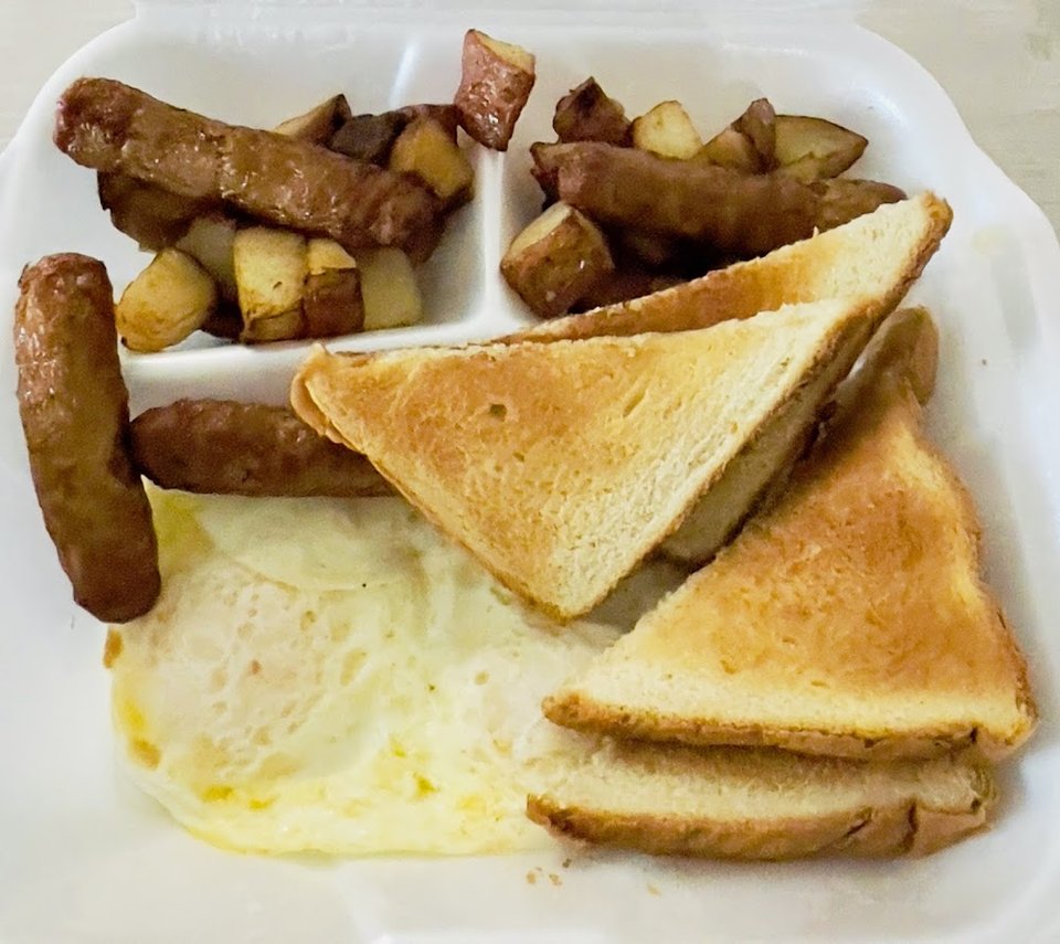 2 Eggs with Sausage Links